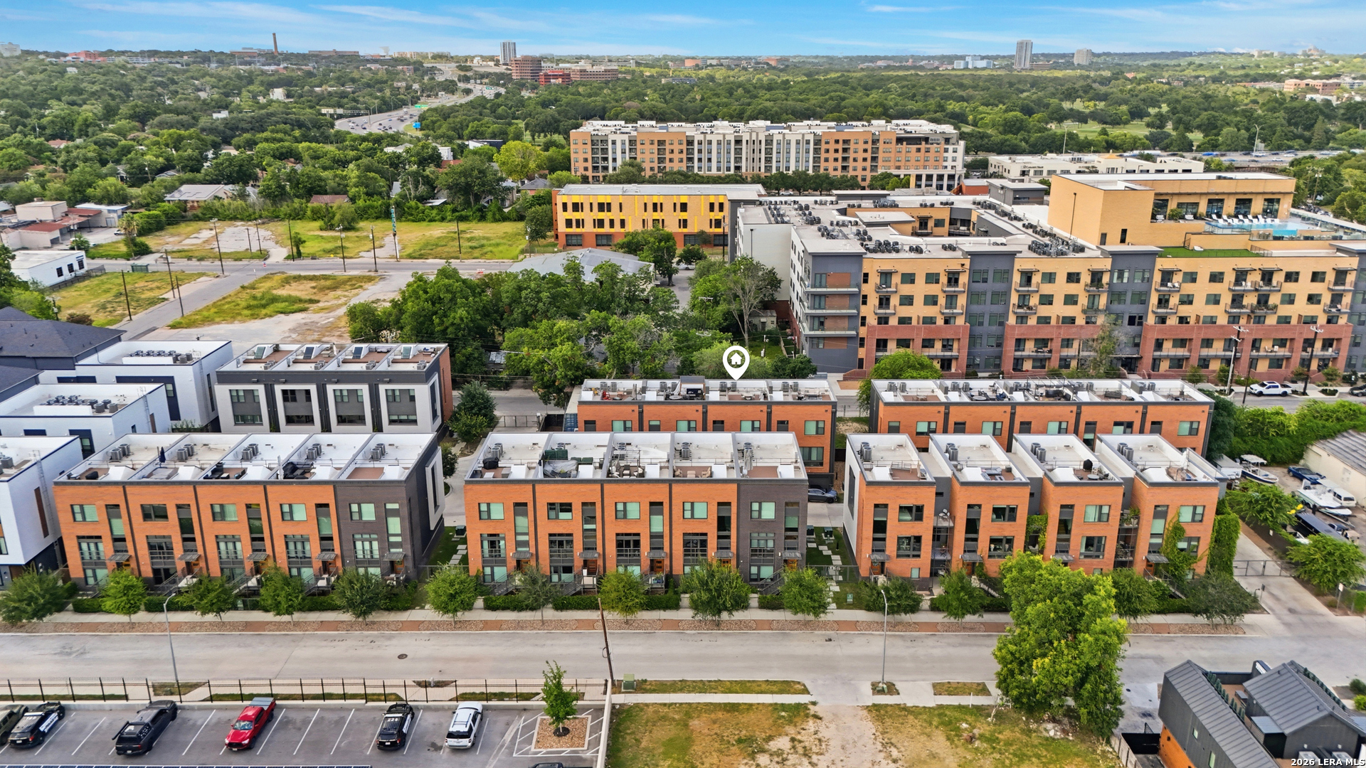 318 W Grayson St Unit: 303