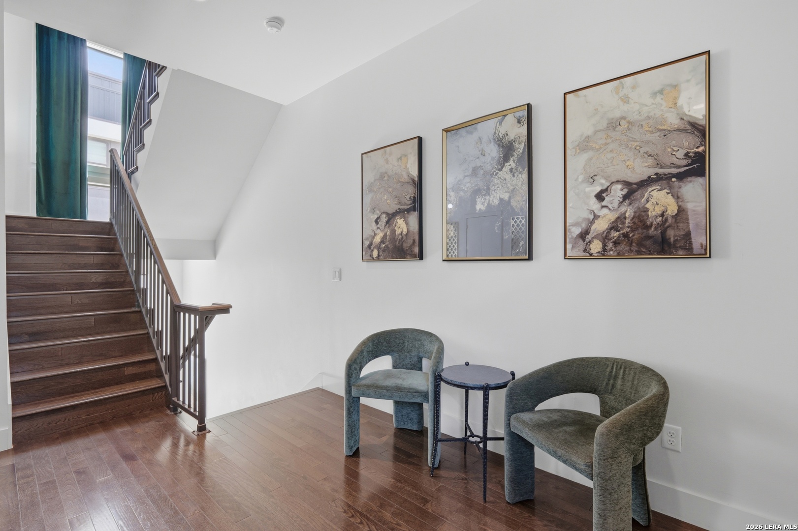 318 W Grayson St Unit: 303