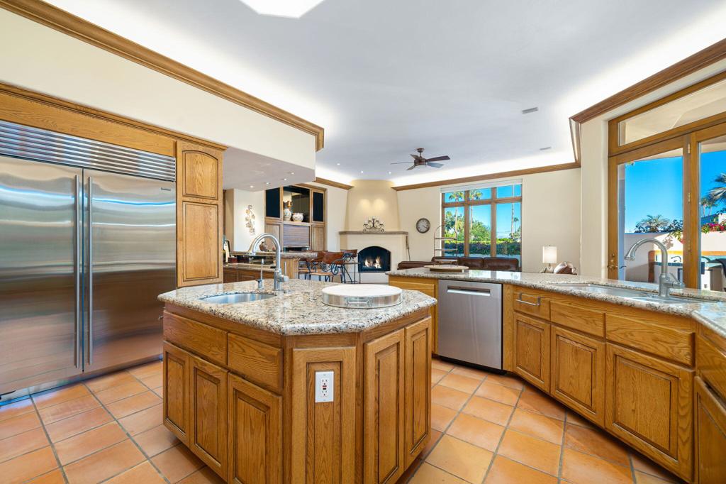45545 Desierto Drive