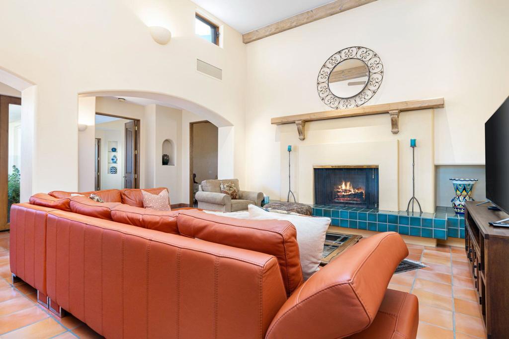 45545 Desierto Drive