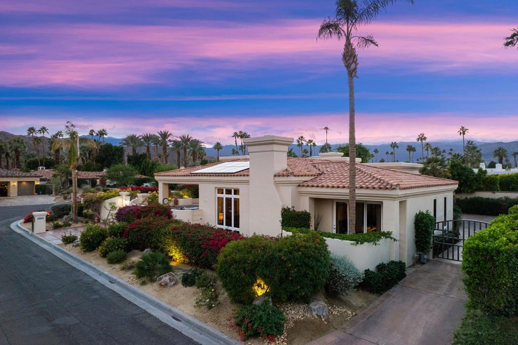 45545 Desierto Drive