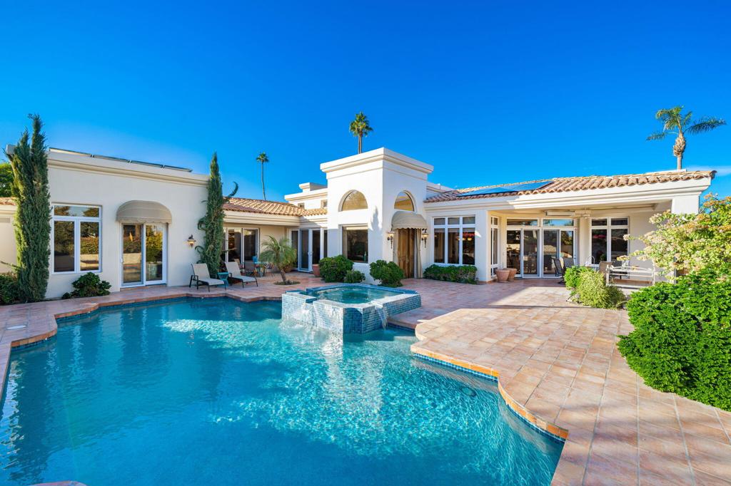 45545 Desierto Drive