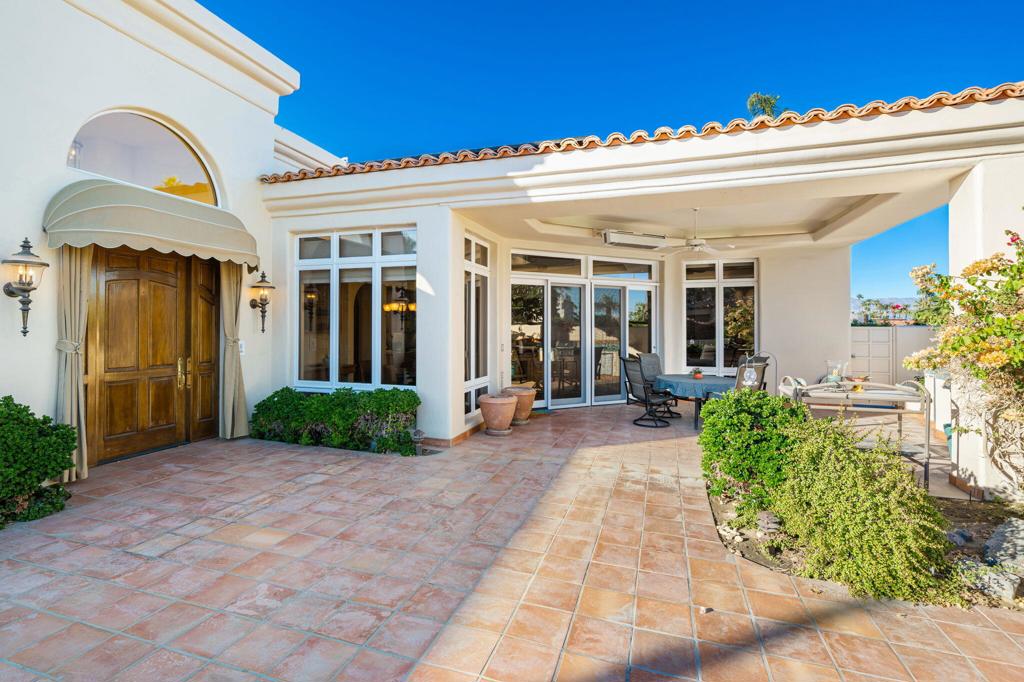 45545 Desierto Drive