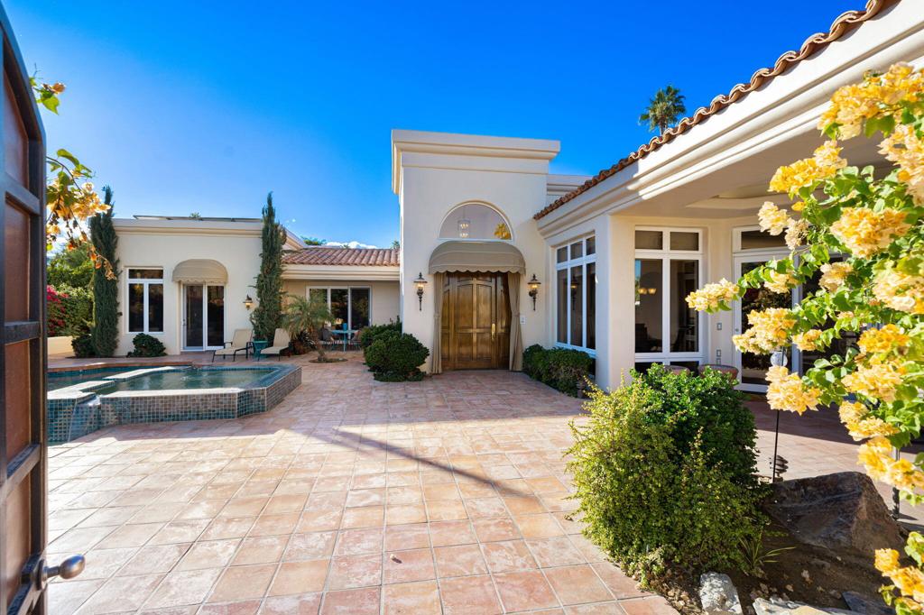 45545 Desierto Drive