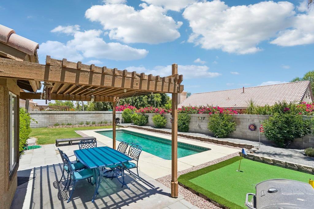 45160 Bridgette Way