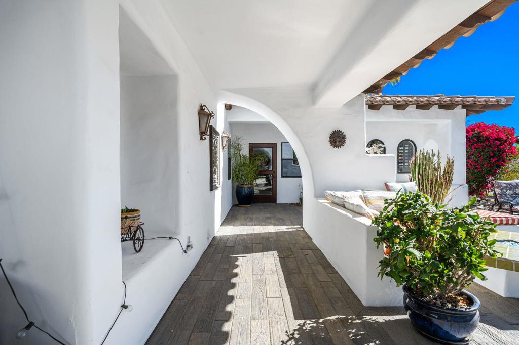1126 Village Court