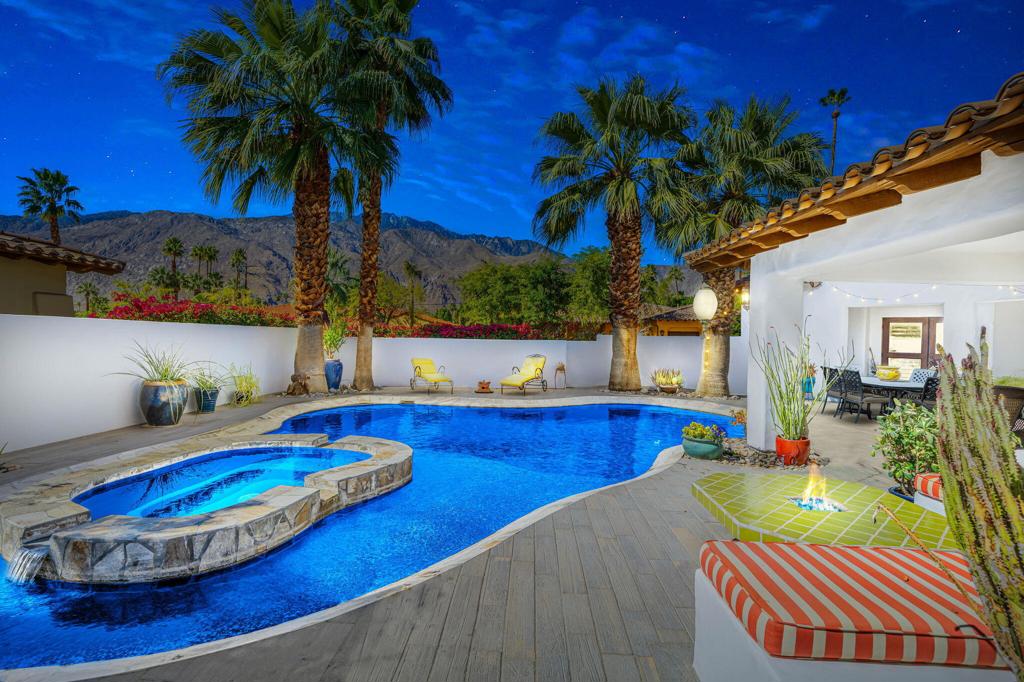 1126 Village Court
