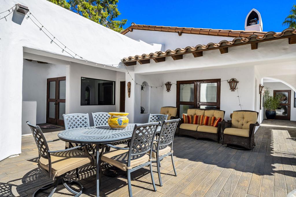 1126 Village Court