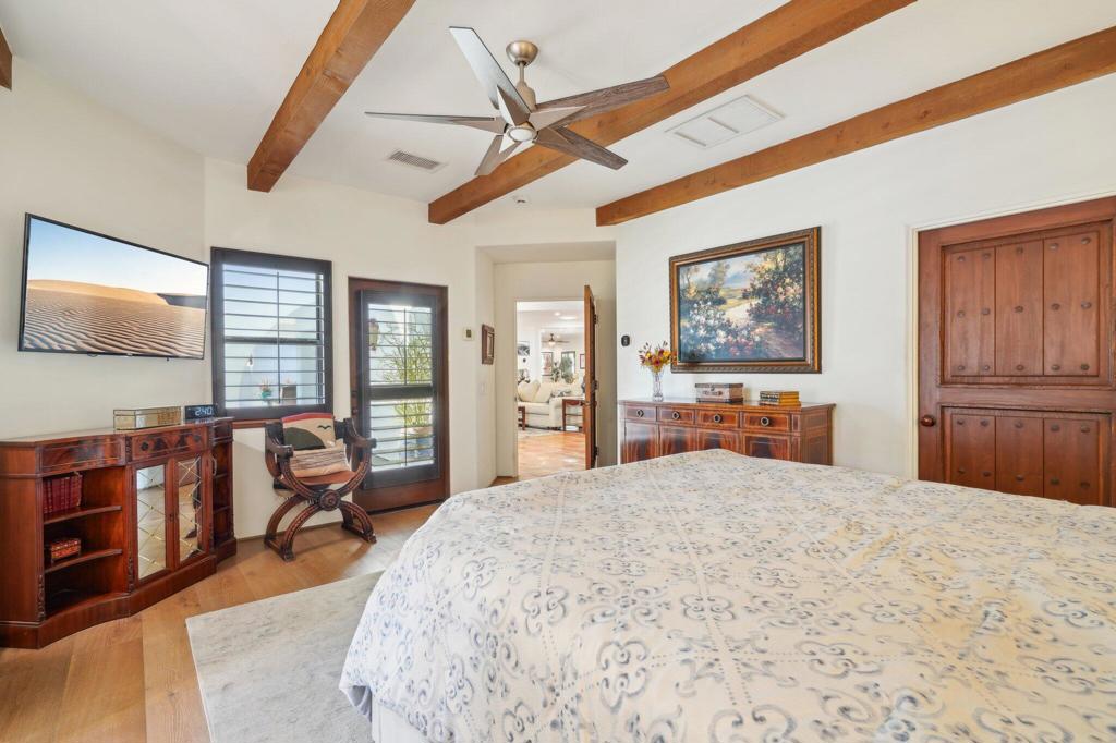 1126 Village Court