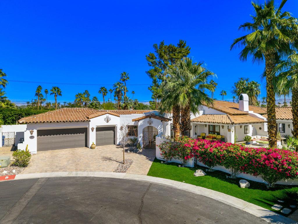 1126 Village Court