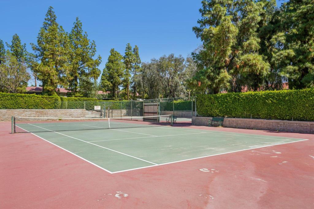 2825 N Los Felices Road 209