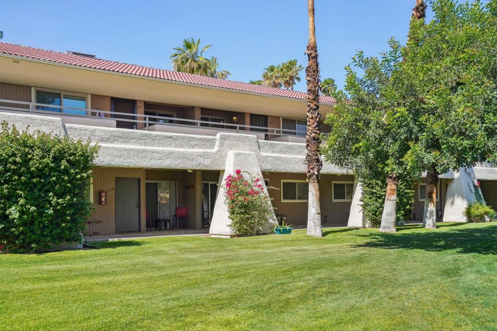 2825 N Los Felices Road 209