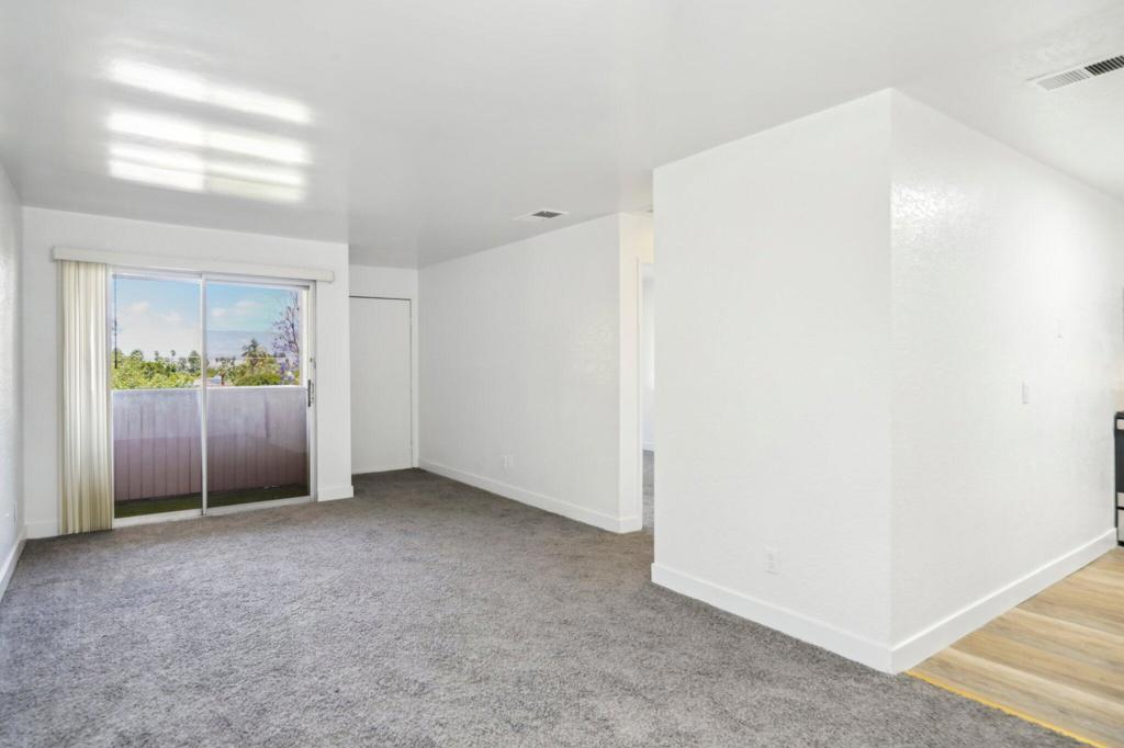 2825 N Los Felices Road 209