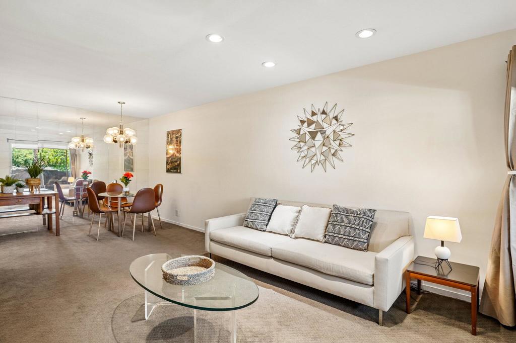 550 N Villa Court 205