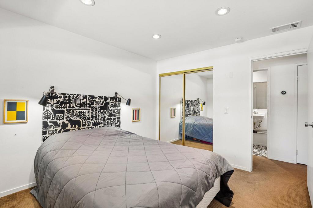 550 N Villa Court 205