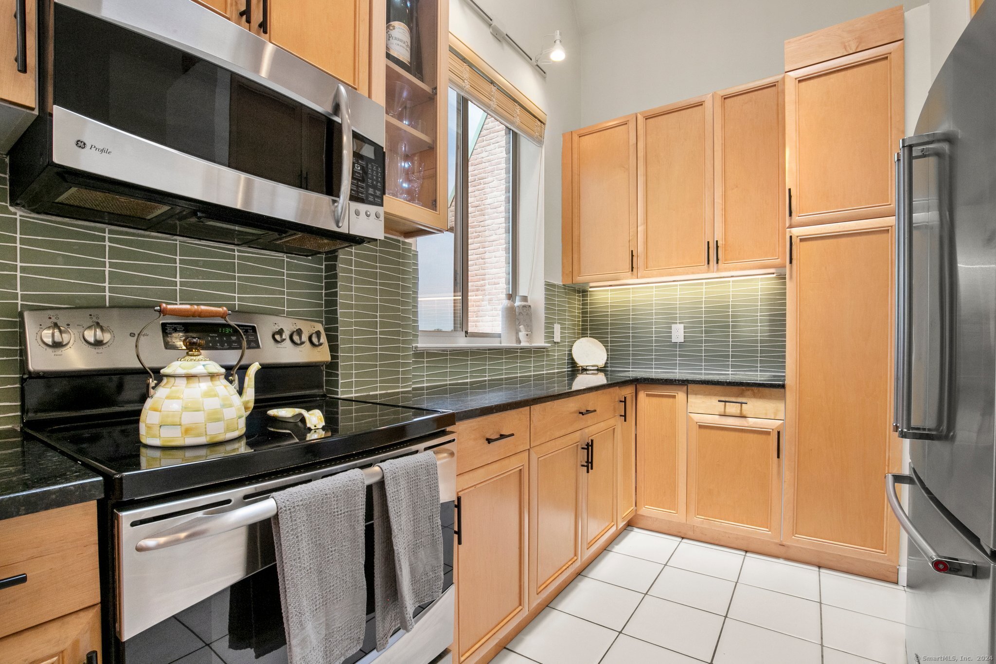88 Southfield Avenue #601