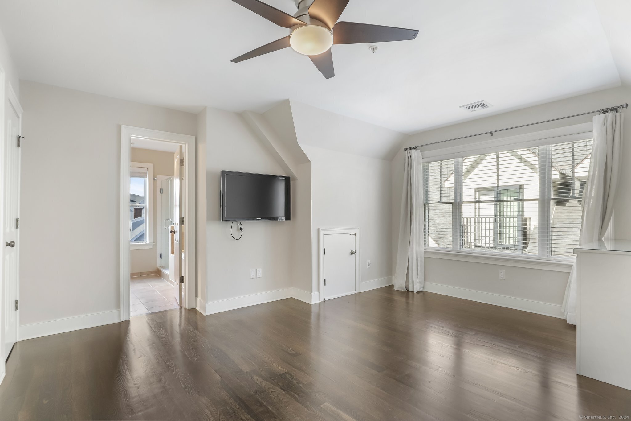 109 Forest Street 13