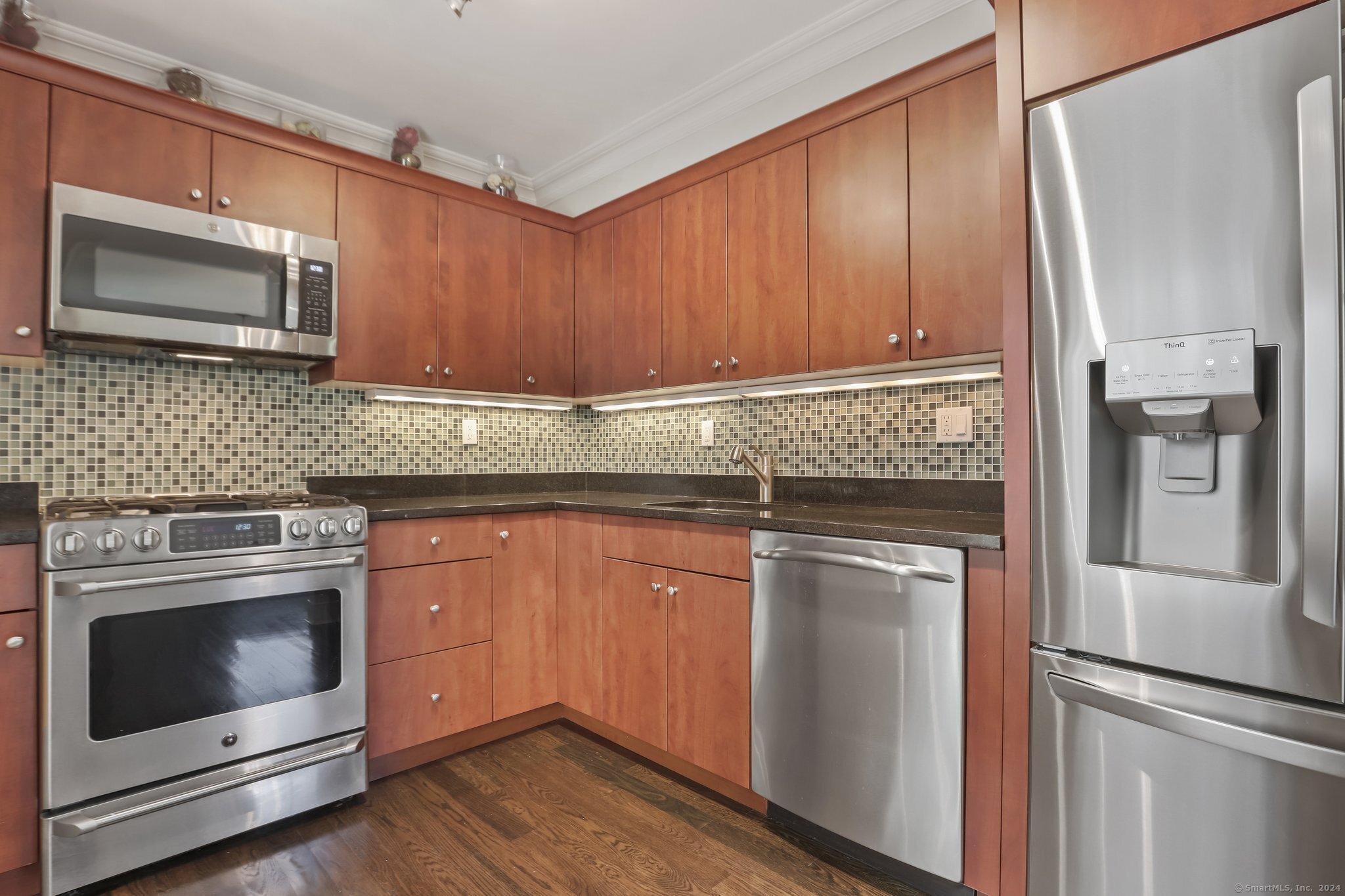 109 Forest Street 13
