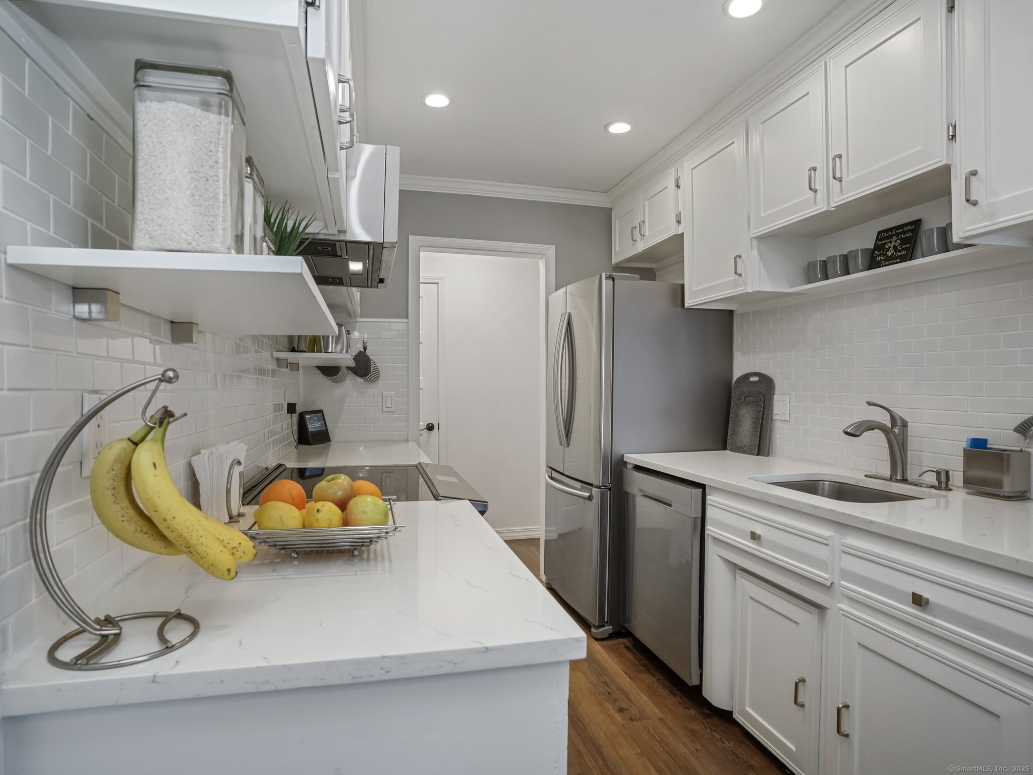 180 Glenbrook Road 8