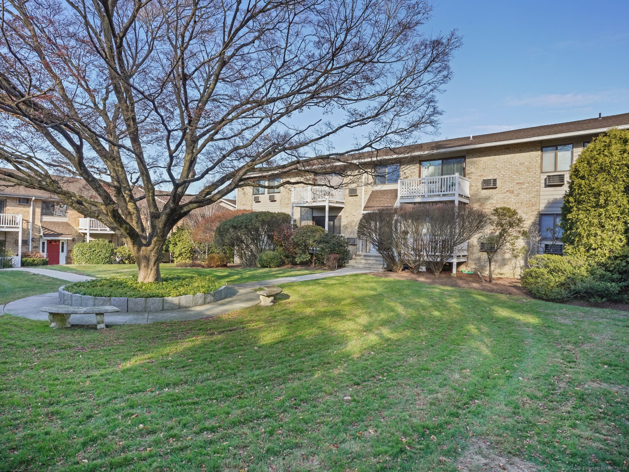180 Glenbrook Road 8