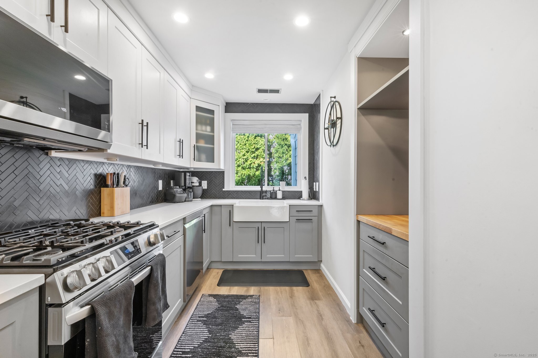 54 Rowayton Woods Drive 54