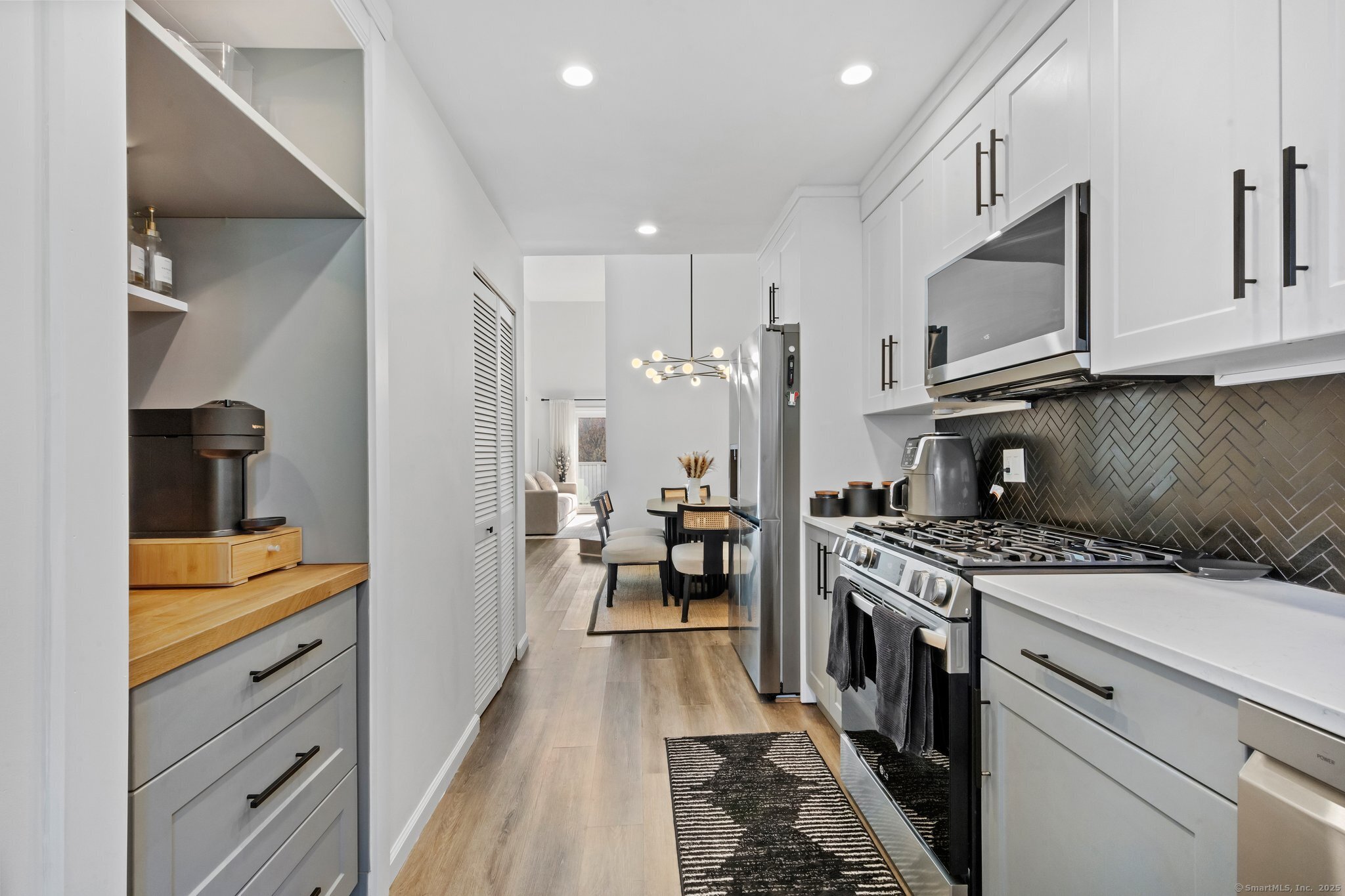 54 Rowayton Woods Drive 54