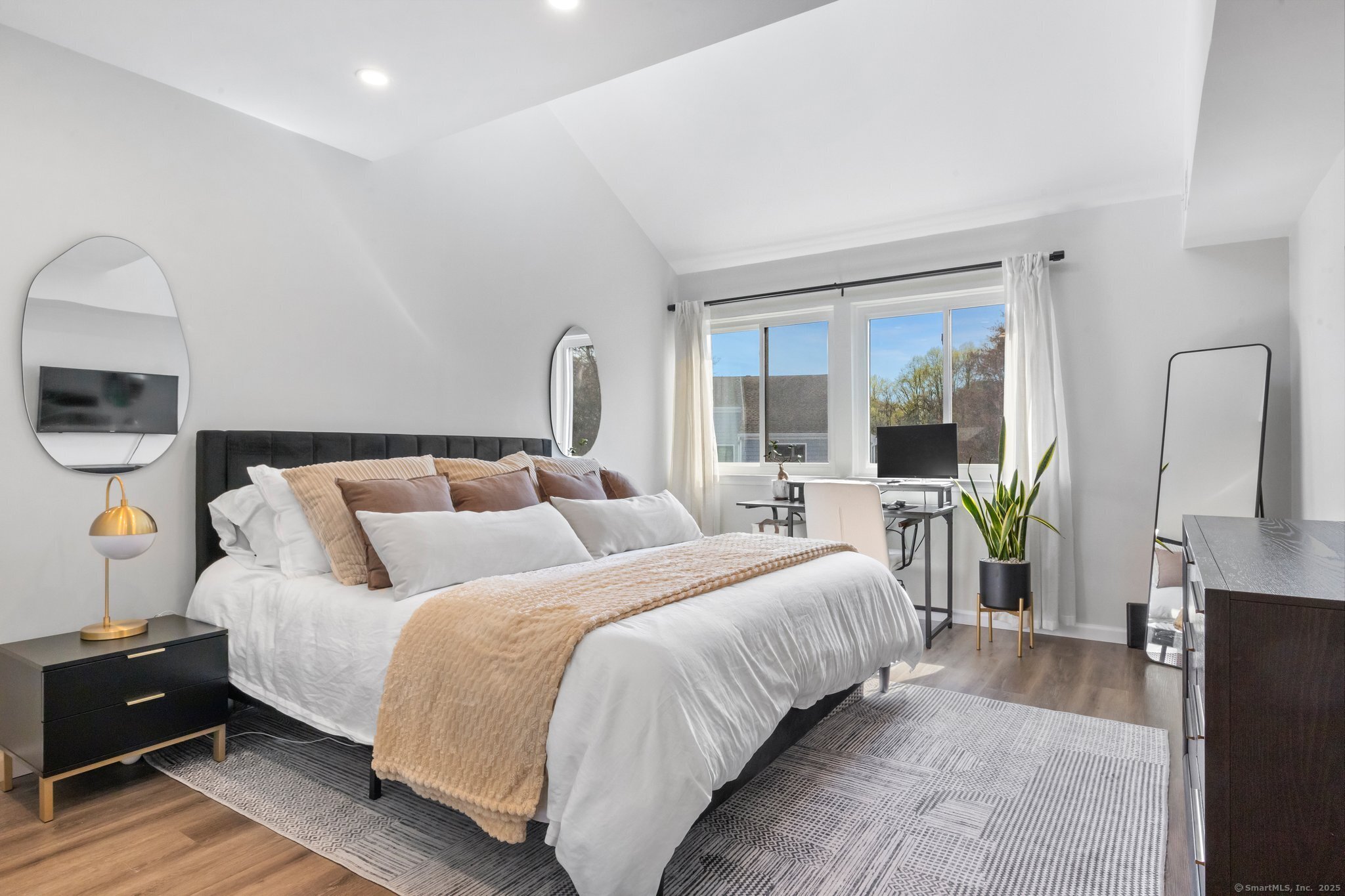 54 Rowayton Woods Drive 54