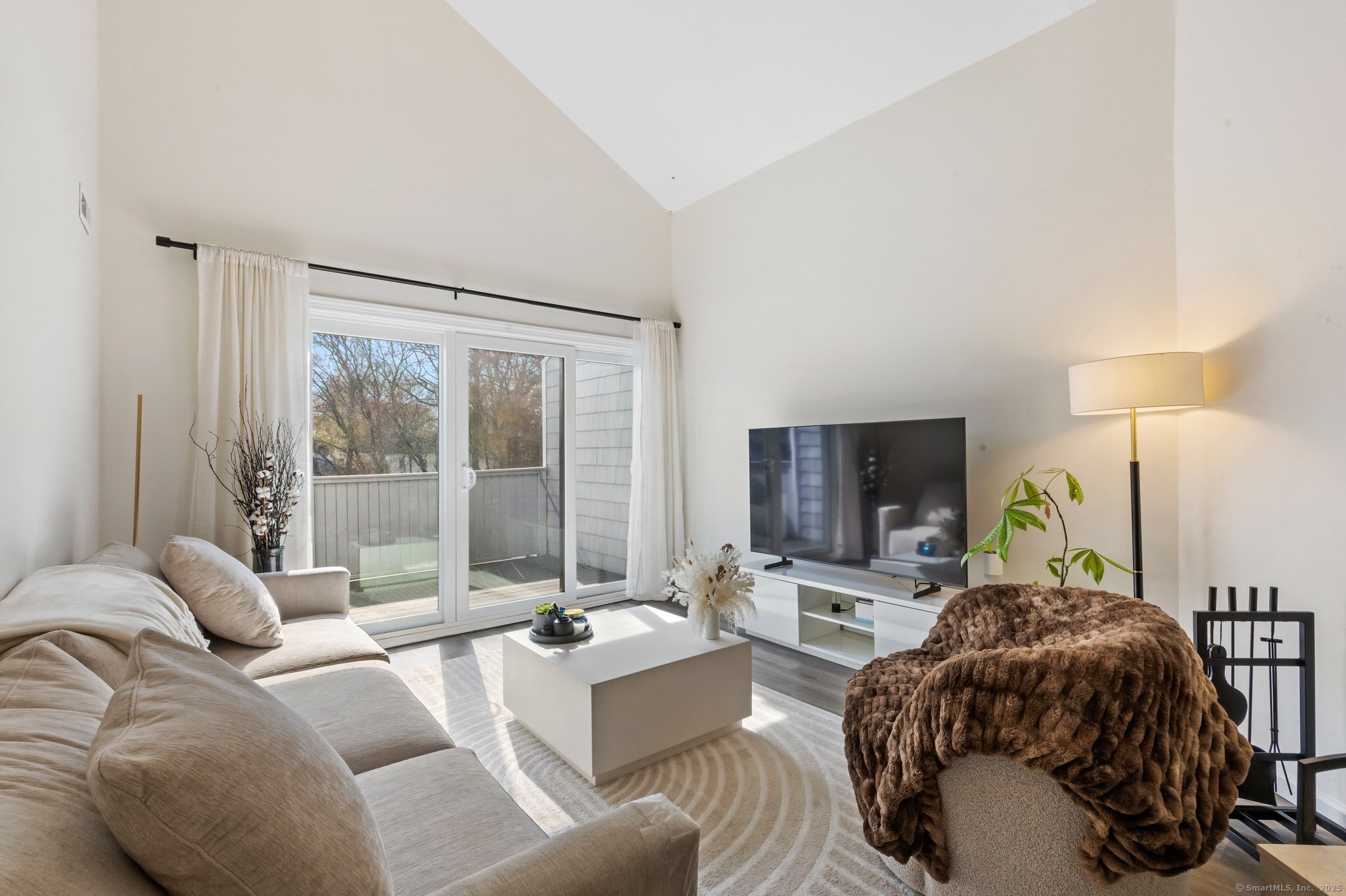 54 Rowayton Woods Drive 54