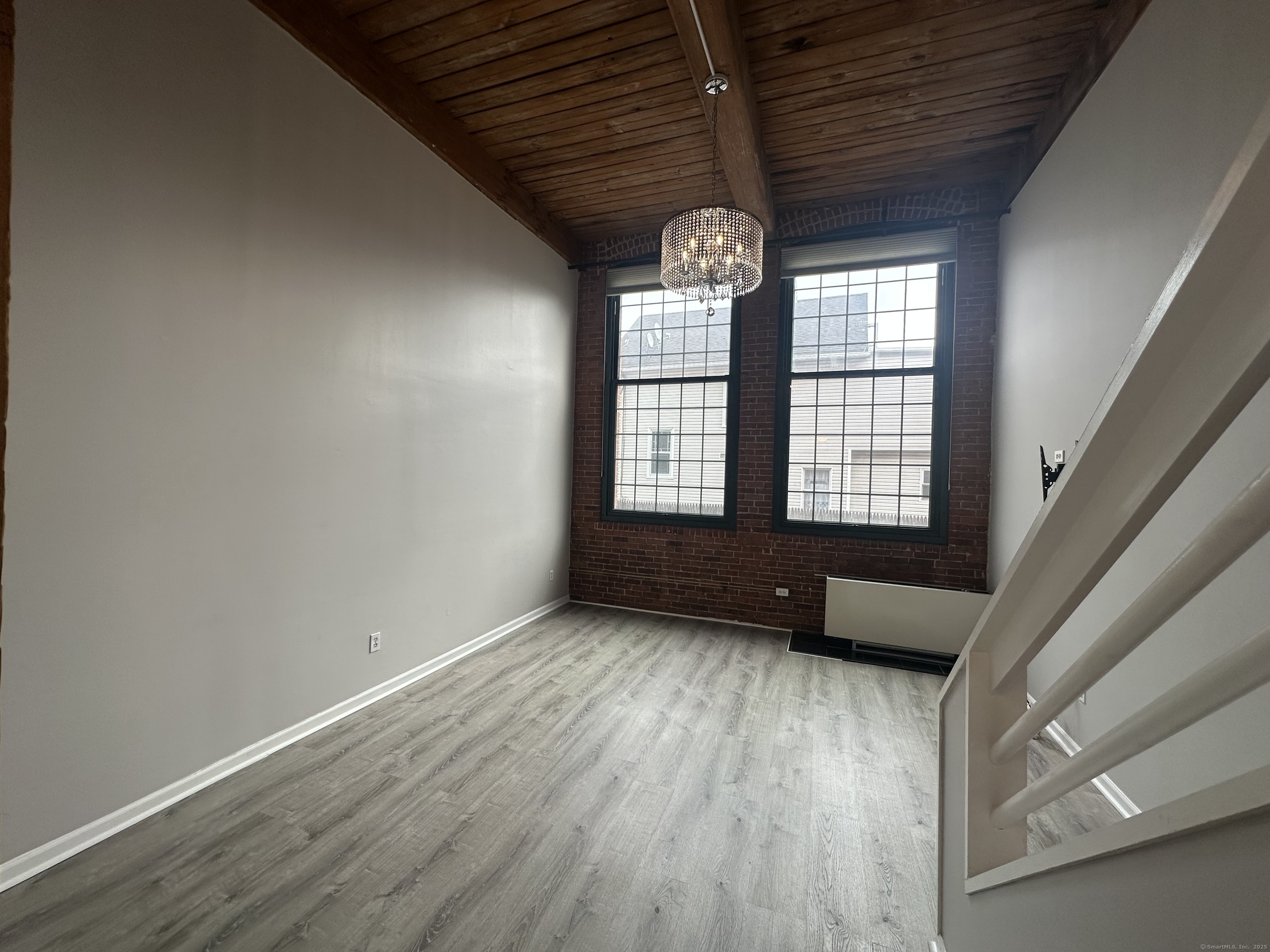 25 Grand Street APT 104