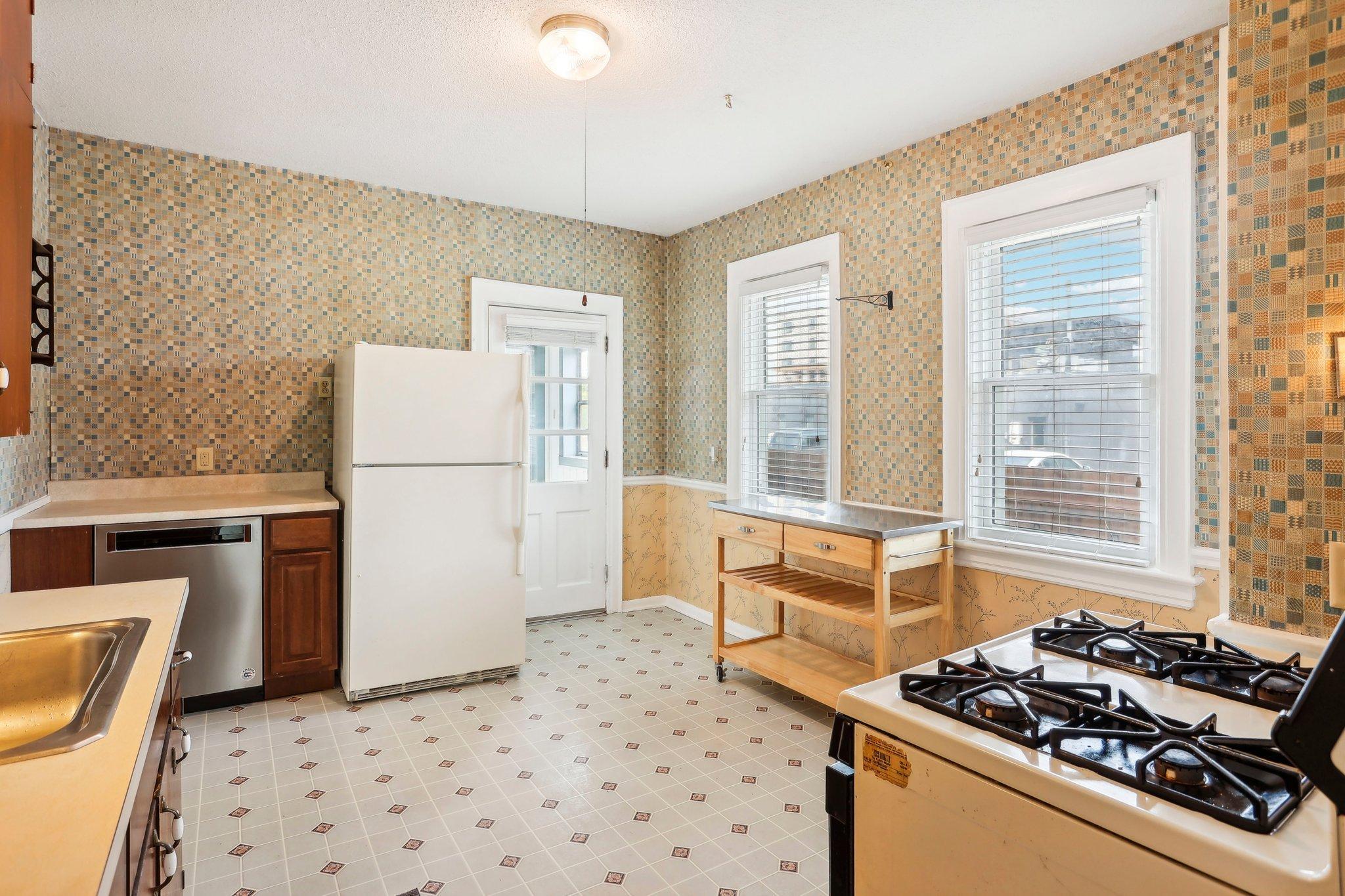 2012 28th Avenue S