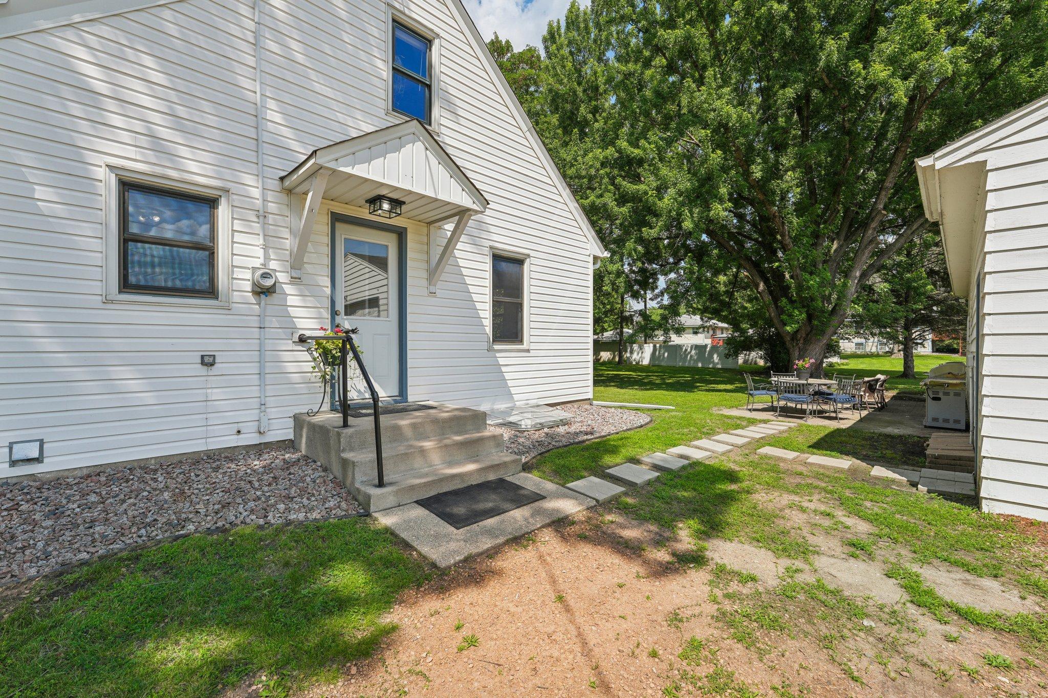 1460 Halgren Road