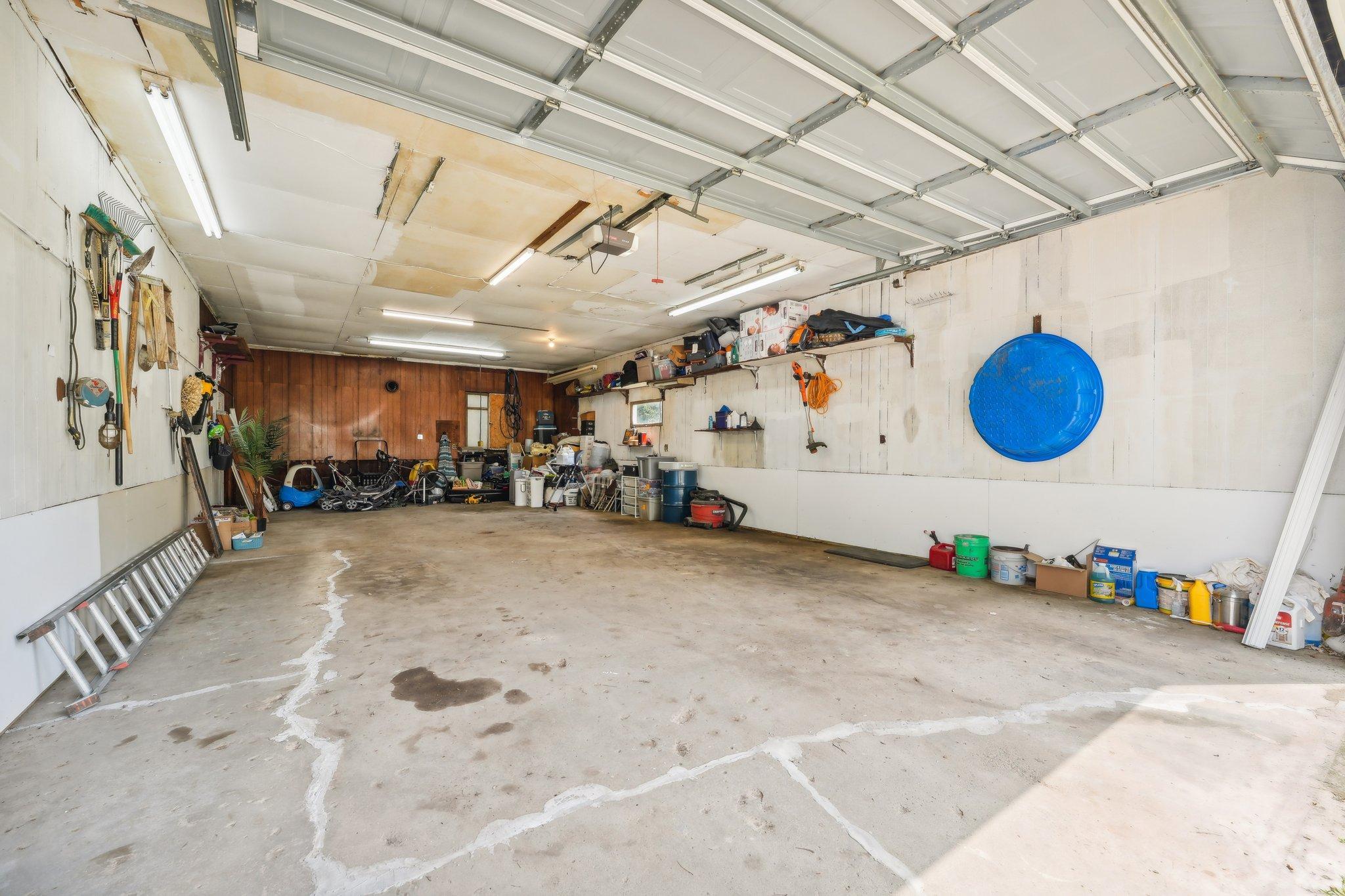 1460 Halgren Road