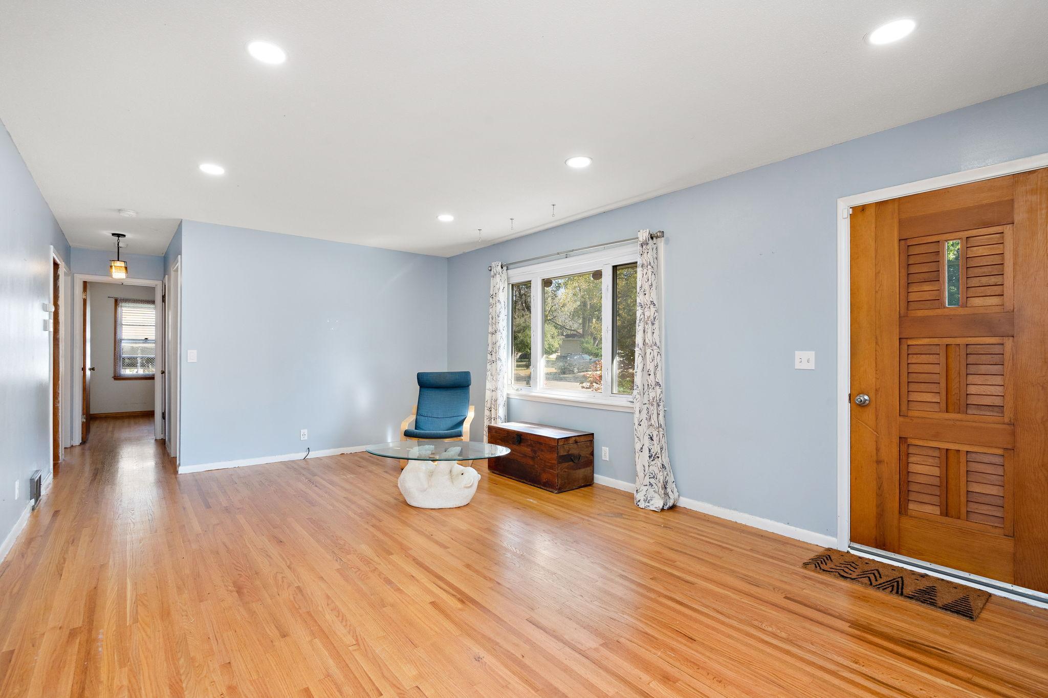 9531 Oliver Avenue N