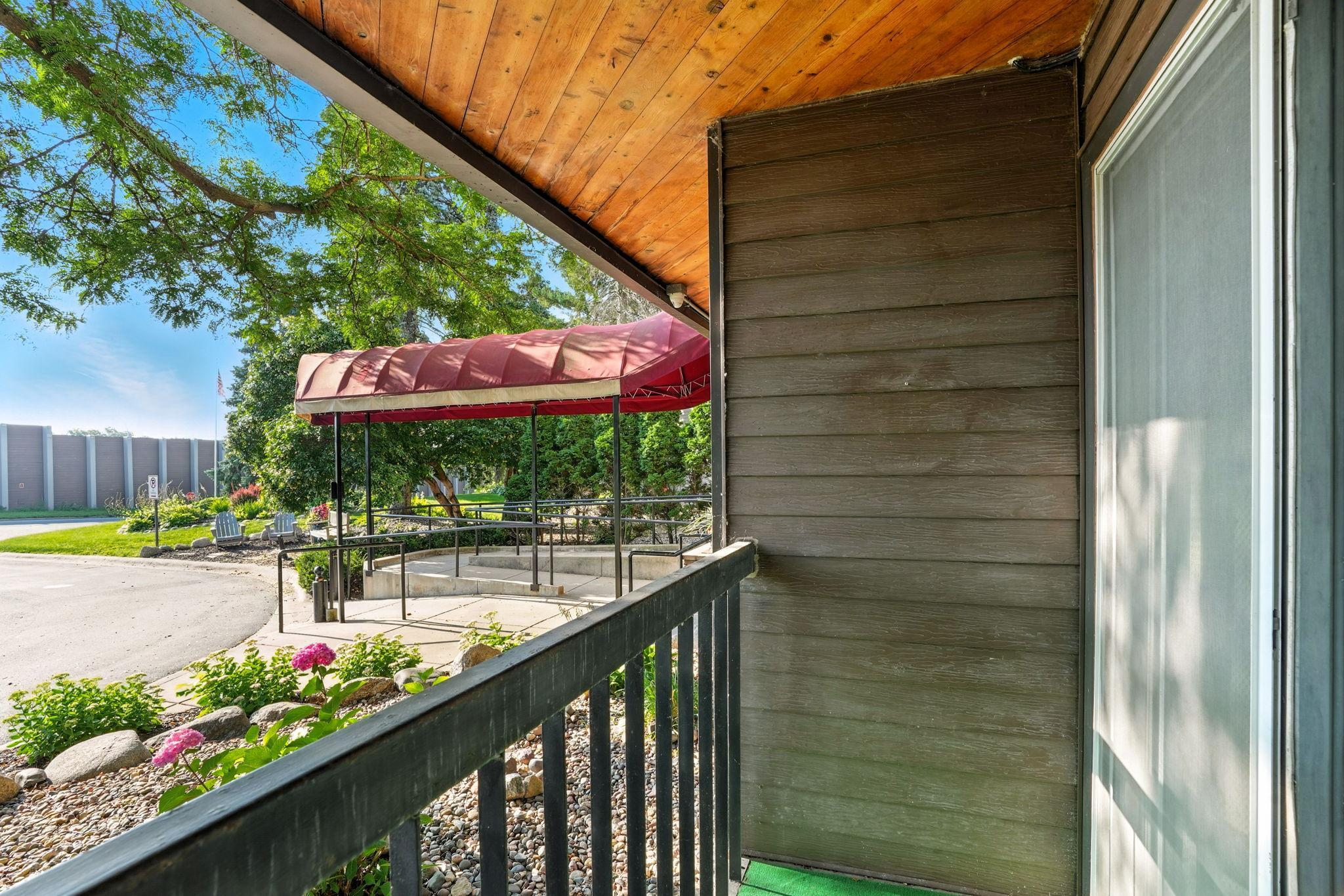 2485 Canabury Drive Unit: 116