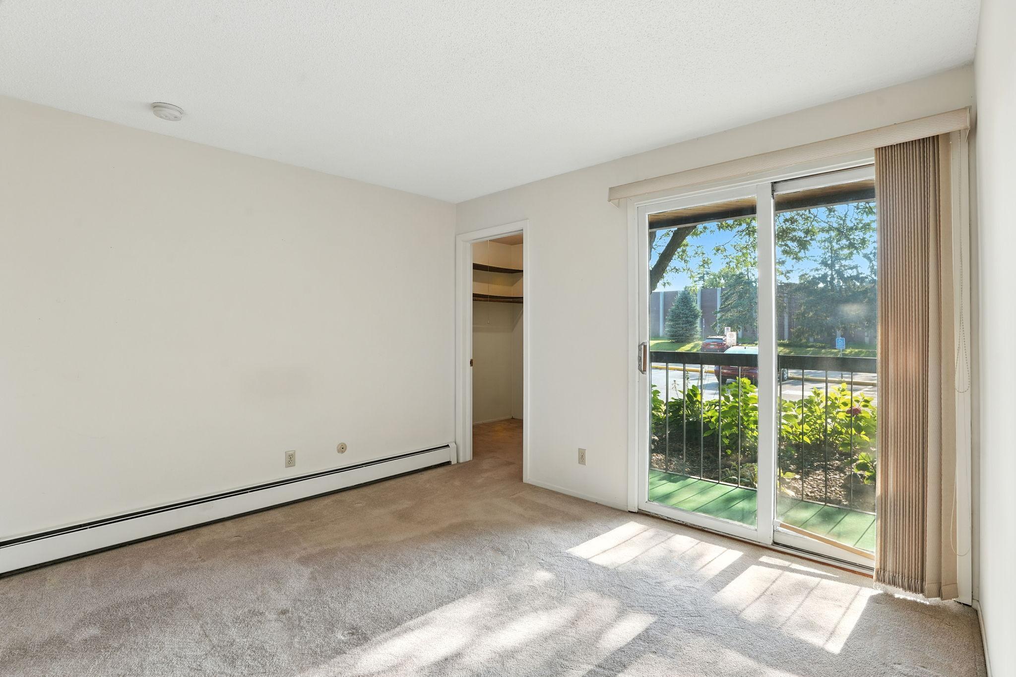 2485 Canabury Drive Unit: 116