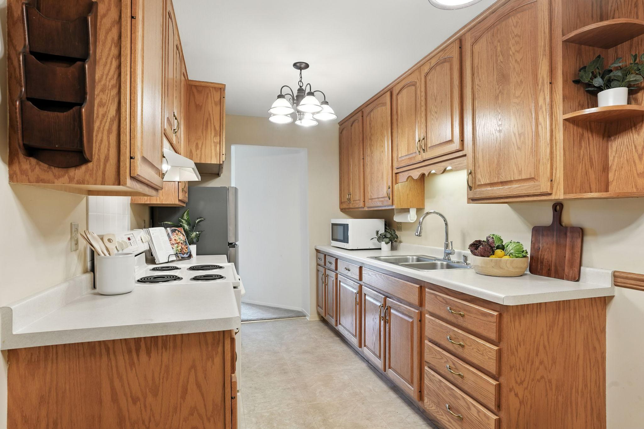 2485 Canabury Drive Unit: 116