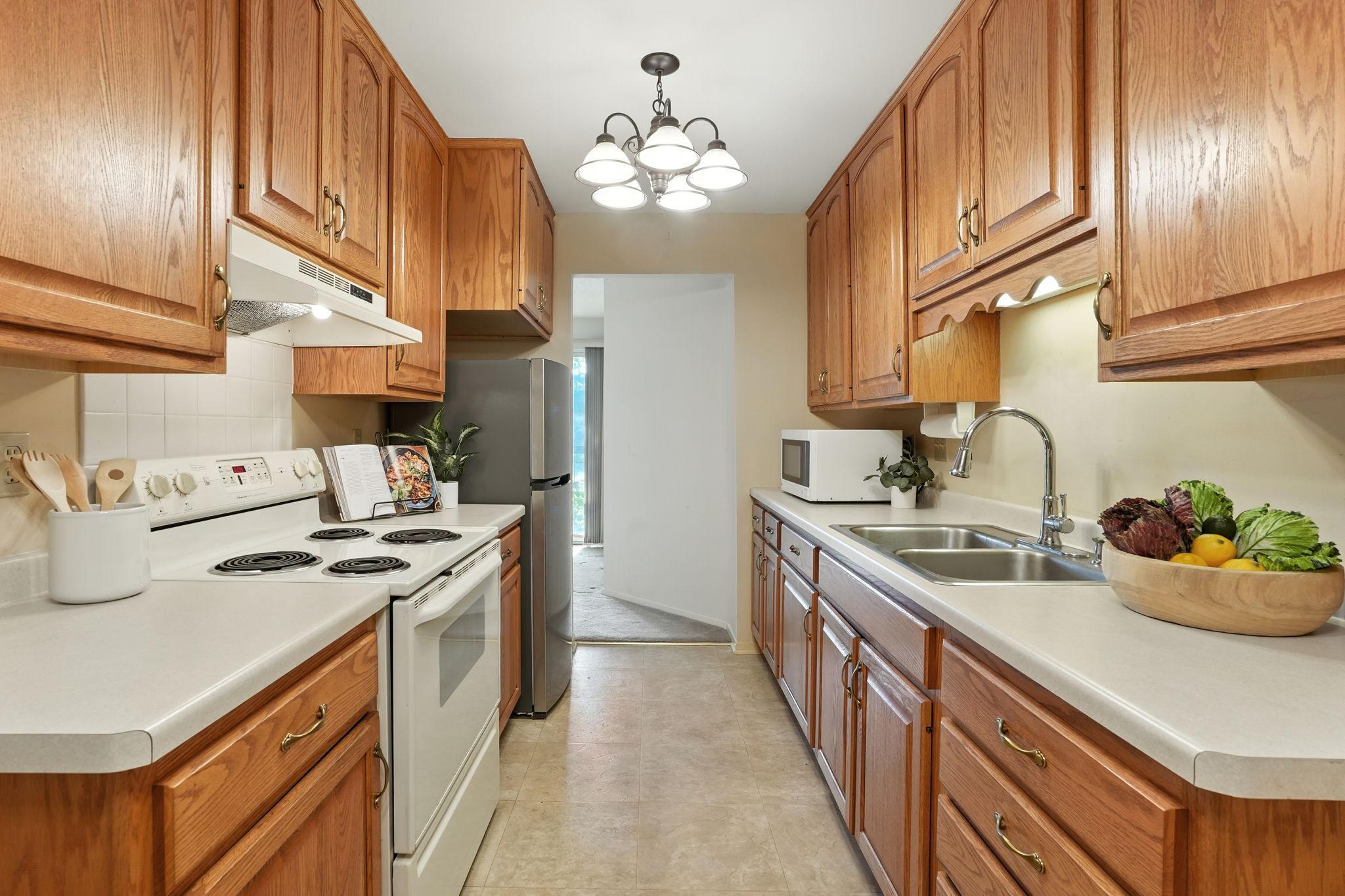 2485 Canabury Drive Unit: 116