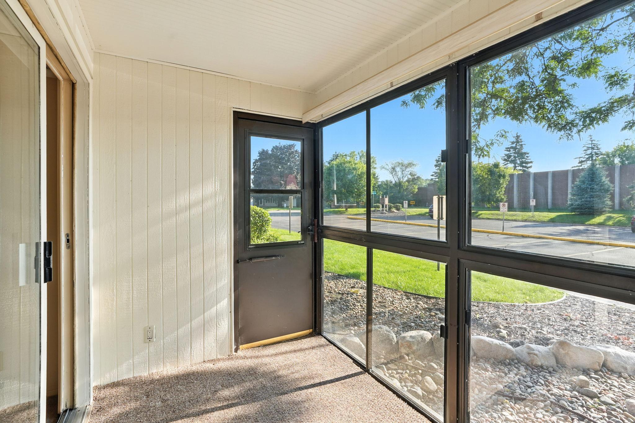 2485 Canabury Drive Unit: 116