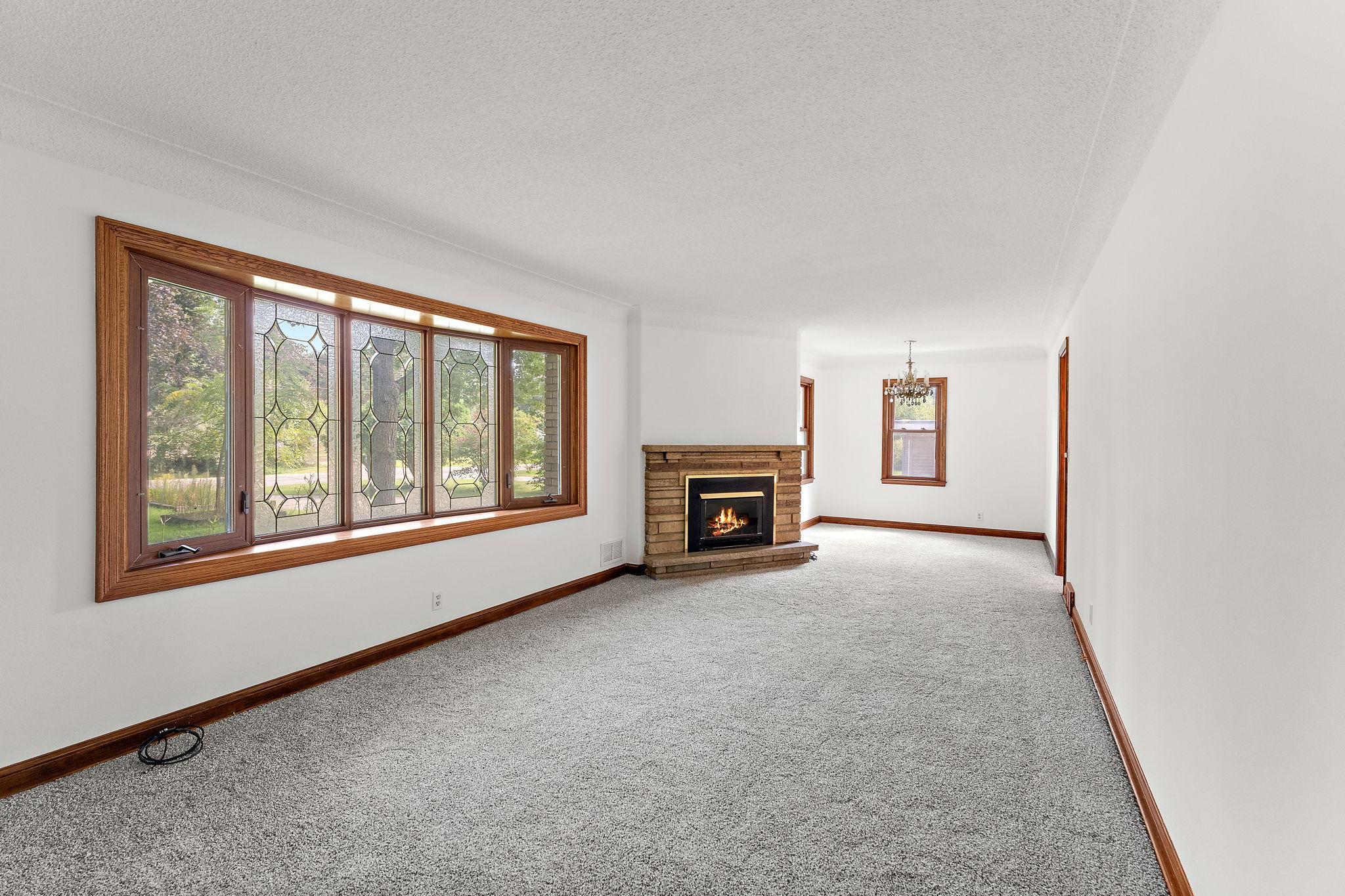 6379 Hodgson Road