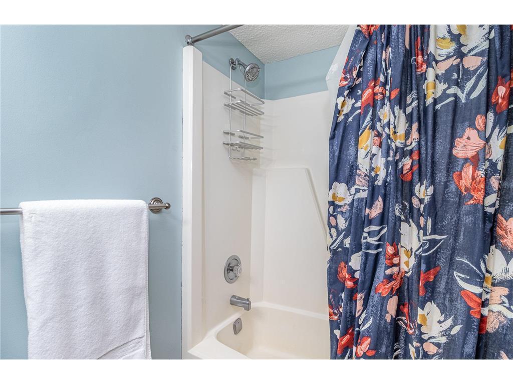 3320 Louisiana Avenue S Unit: 410