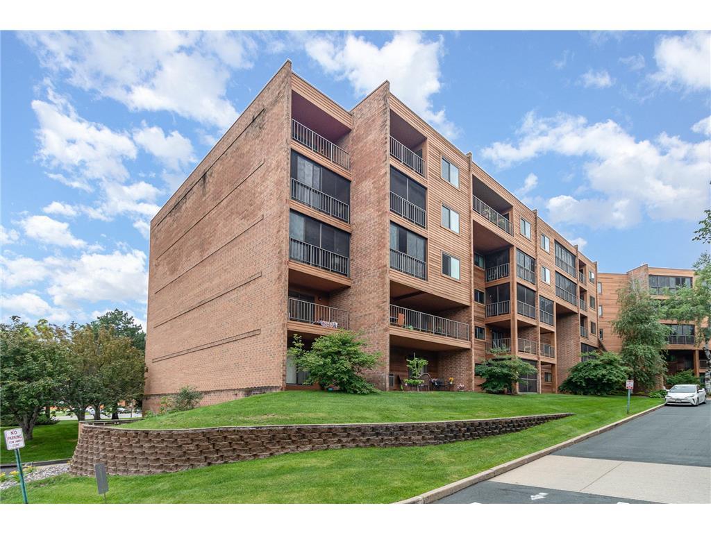 3320 Louisiana Avenue S Unit: 410