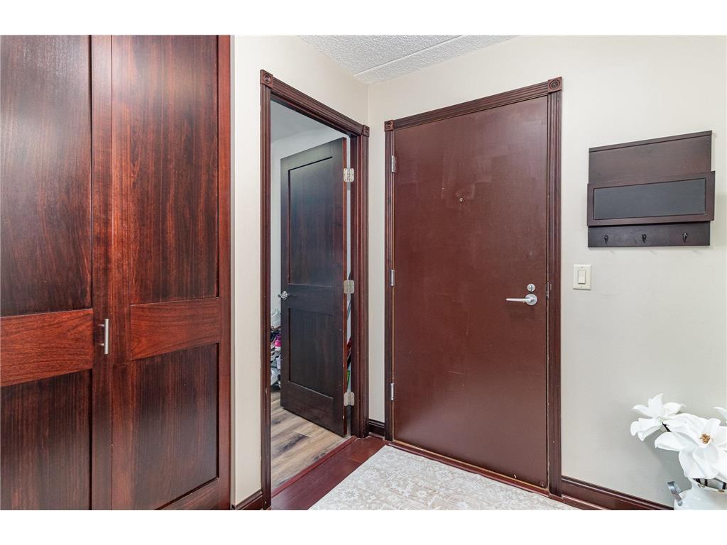 3320 Louisiana Avenue S Unit: 410