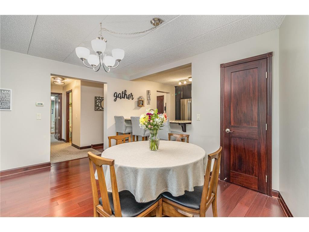 3320 Louisiana Avenue S Unit: 410