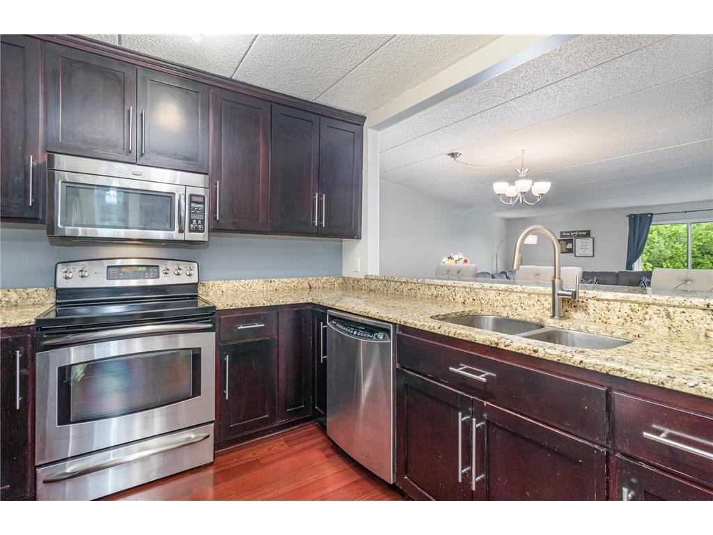 3320 Louisiana Avenue S Unit: 410