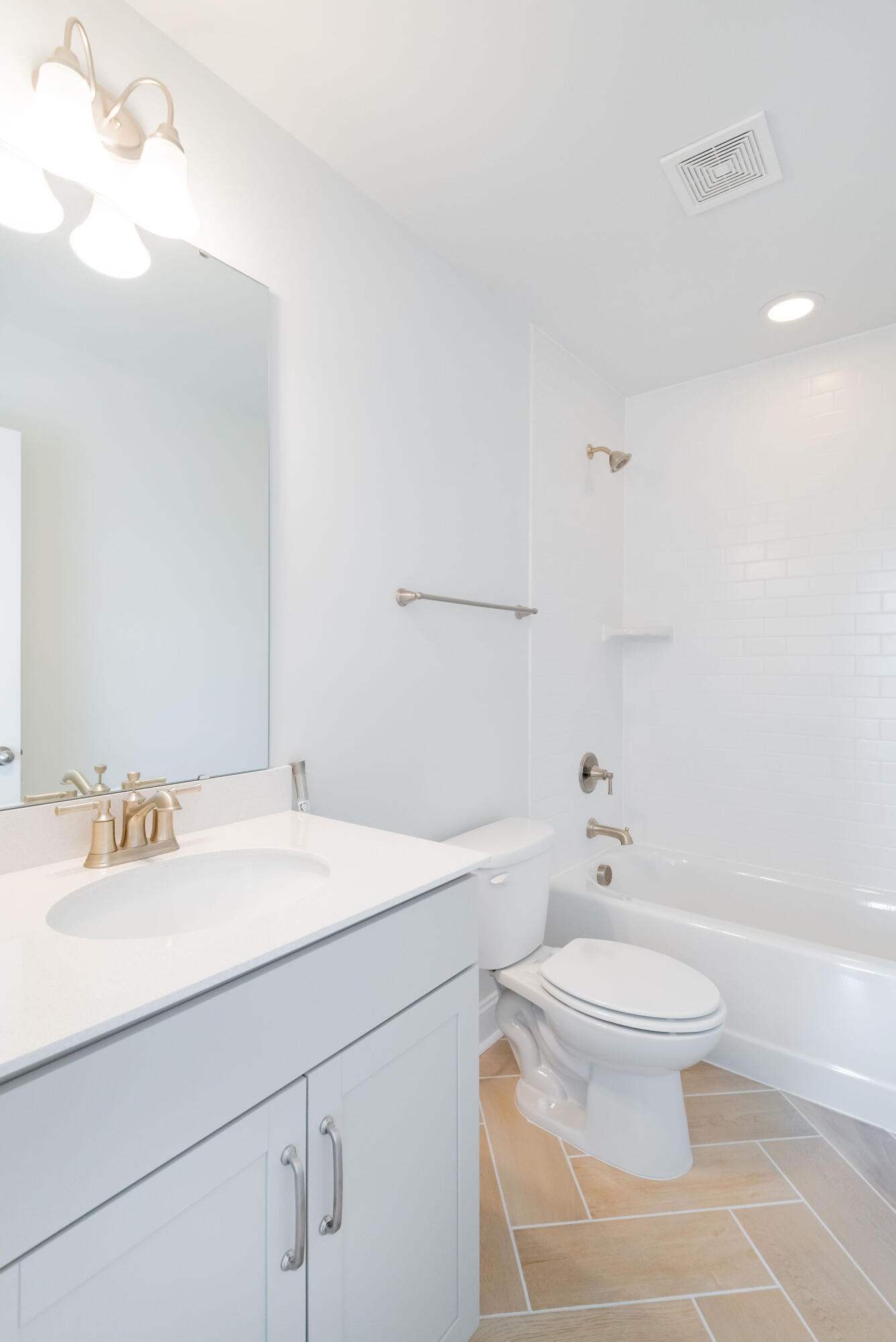 1165 Oak Bluff Avenue