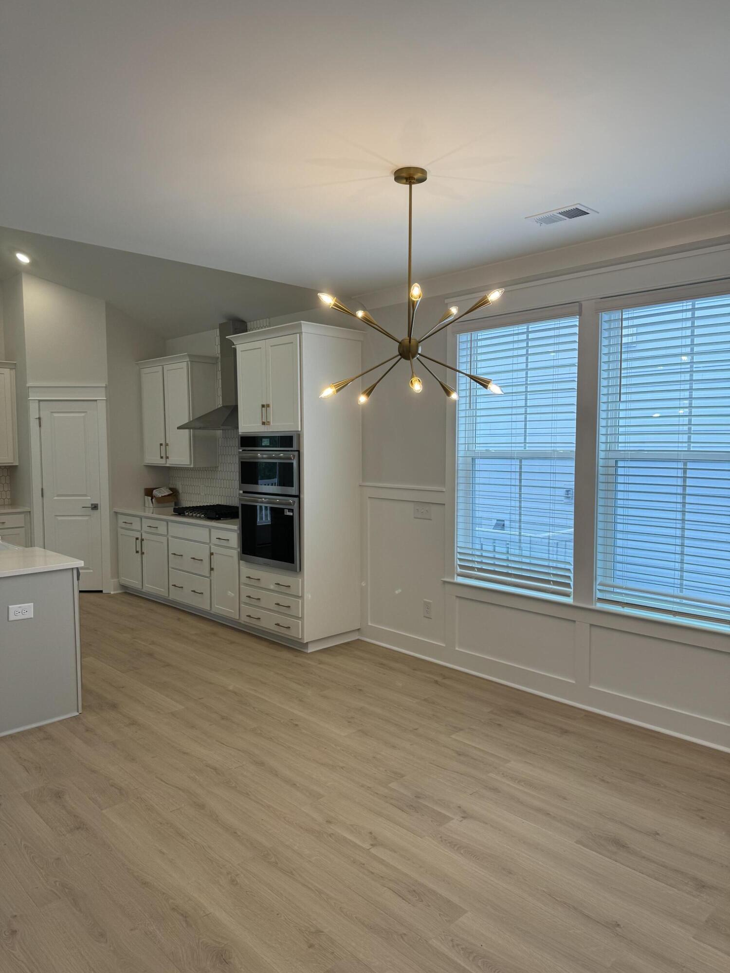 1165 Oak Bluff Avenue