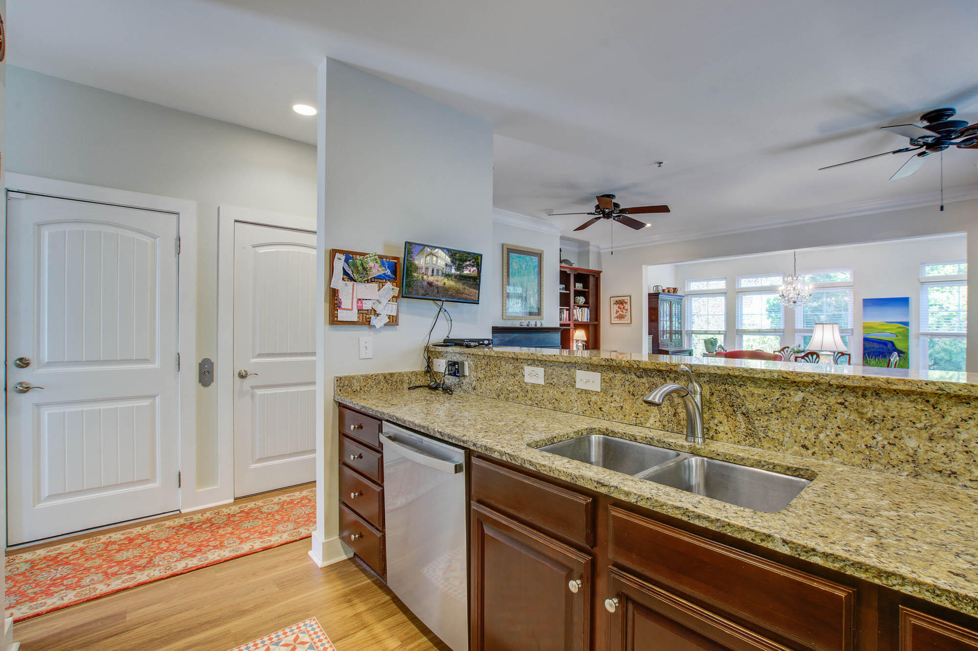 501 Merrifield Ct Court