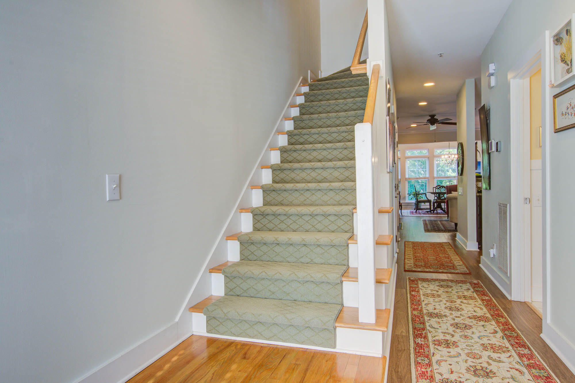 501 Merrifield Ct Court