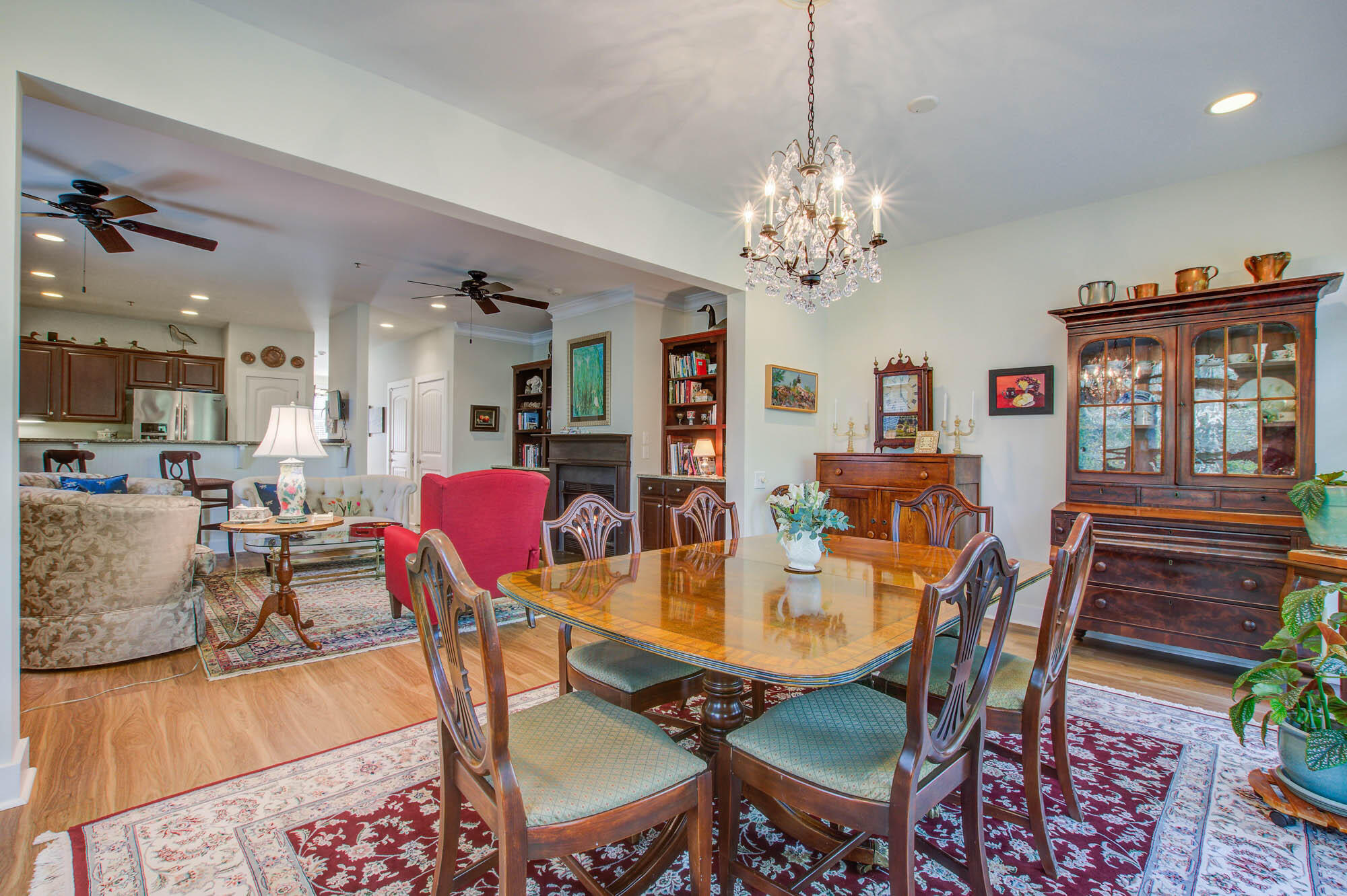 501 Merrifield Ct Court