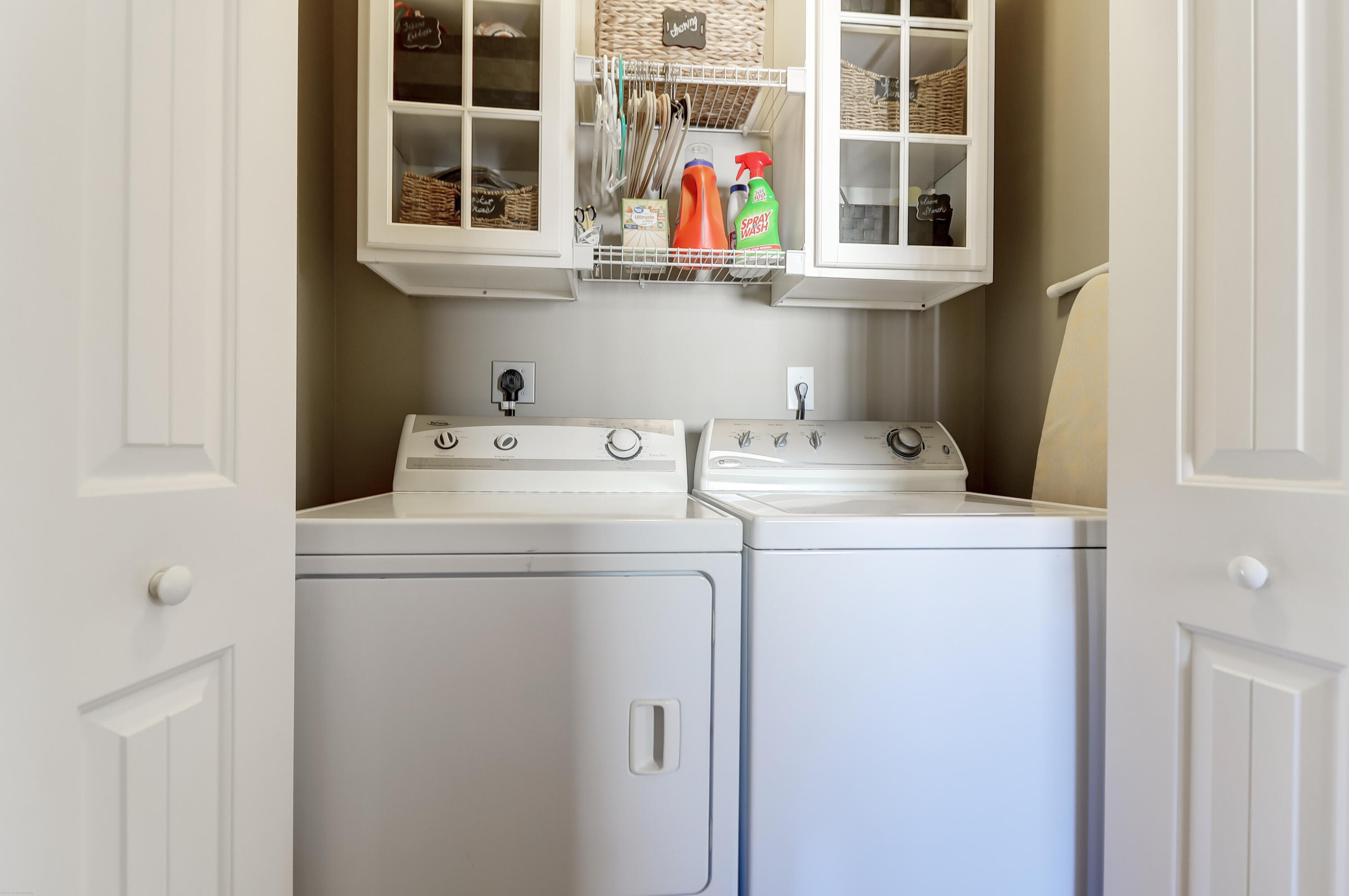 400 Kinloss Country Lane